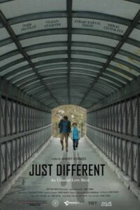 Sadece Farklı izle
